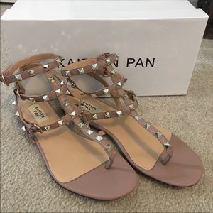 Kaitlyn Pan | Cage Sandals